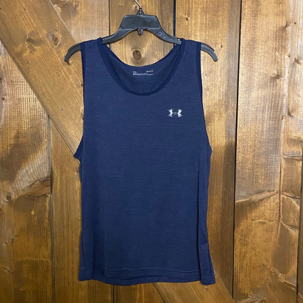 Under Armour tank size Large